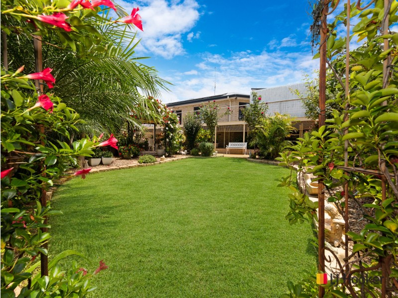 61 Grantham Road, Batehaven NSW 2536