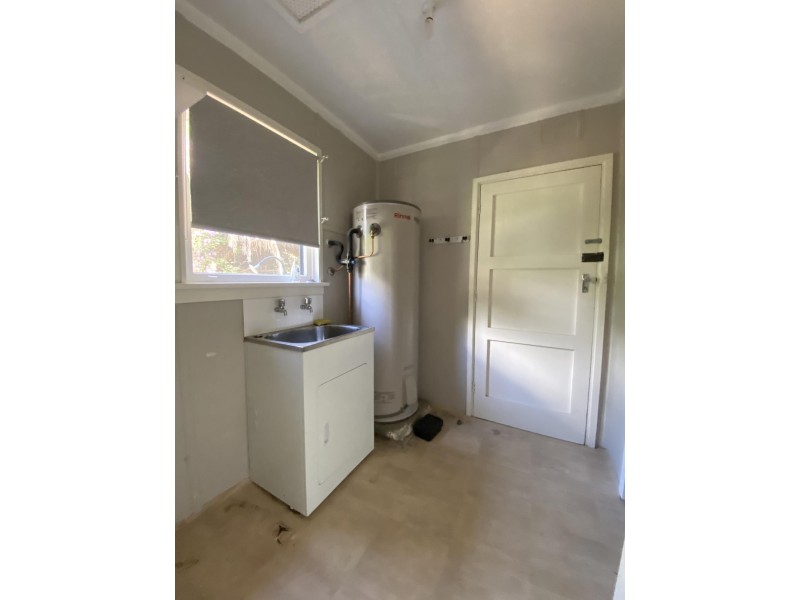 90 Beach Road, Batemans Bay NSW 2536