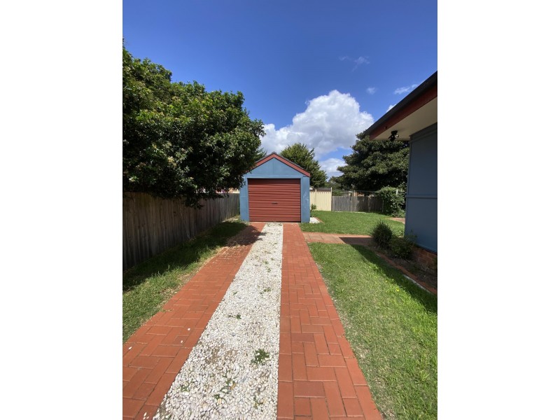 90 Beach Road, Batemans Bay NSW 2536