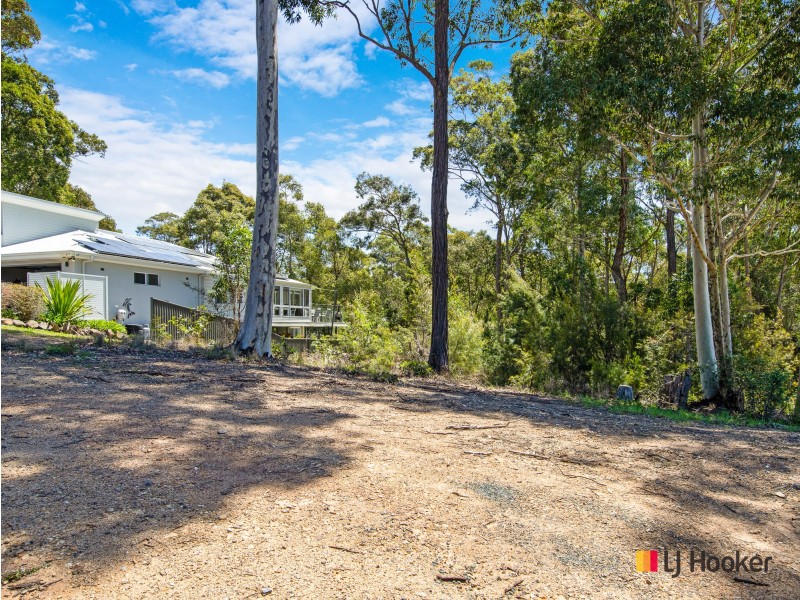 4 Warragai Place, Malua Bay NSW 2536