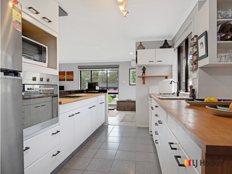 83 Karoola Crescent, Surfside NSW 2536