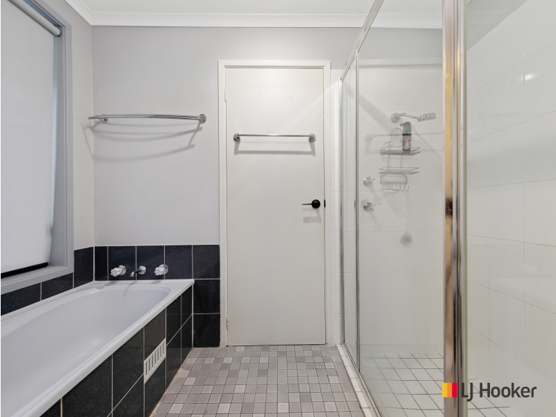 83 Karoola Crescent, Surfside NSW 2536