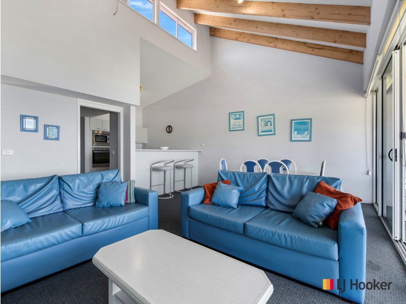 1/16 Kuppa Avenue, Malua Bay NSW 2536