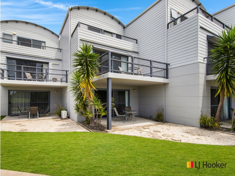 110/202-208 Beach Road, Batehaven NSW 2536