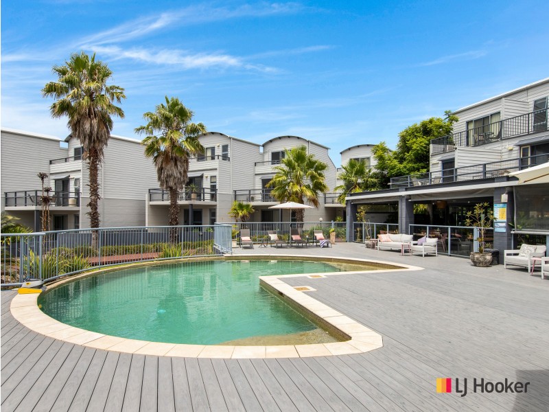 110/202-208 Beach Road, Batehaven NSW 2536