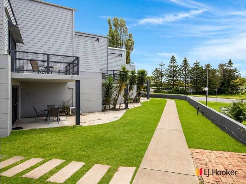 110/202-208 Beach Road, Batehaven NSW 2536