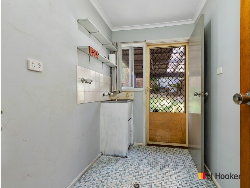 17 Pleasurelea Drive, Sunshine Bay NSW 2536
