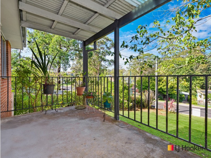 17 Pleasurelea Drive, Sunshine Bay NSW 2536