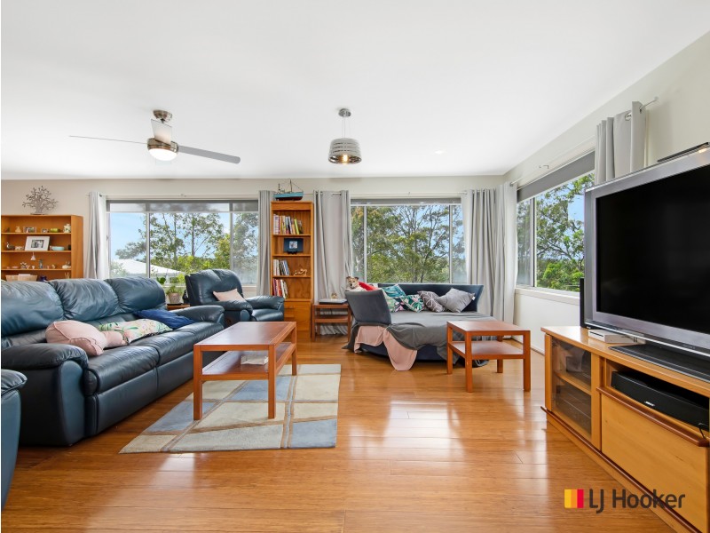 8 Seaview Way, Long Beach NSW 2536