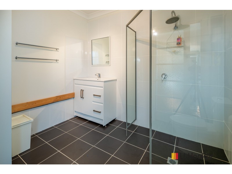 8 Seaview Way, Long Beach NSW 2536