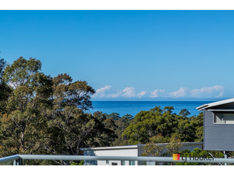 8 Seaview Way, Long Beach NSW 2536