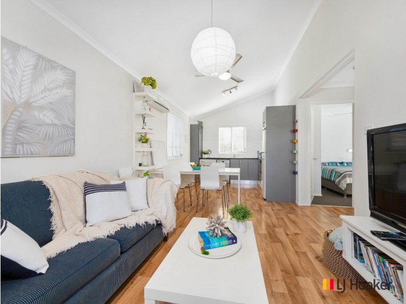 227/51 Beach Road, Batehaven NSW 2536