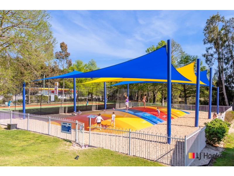 304/51 Beach Road, Batehaven NSW 2536