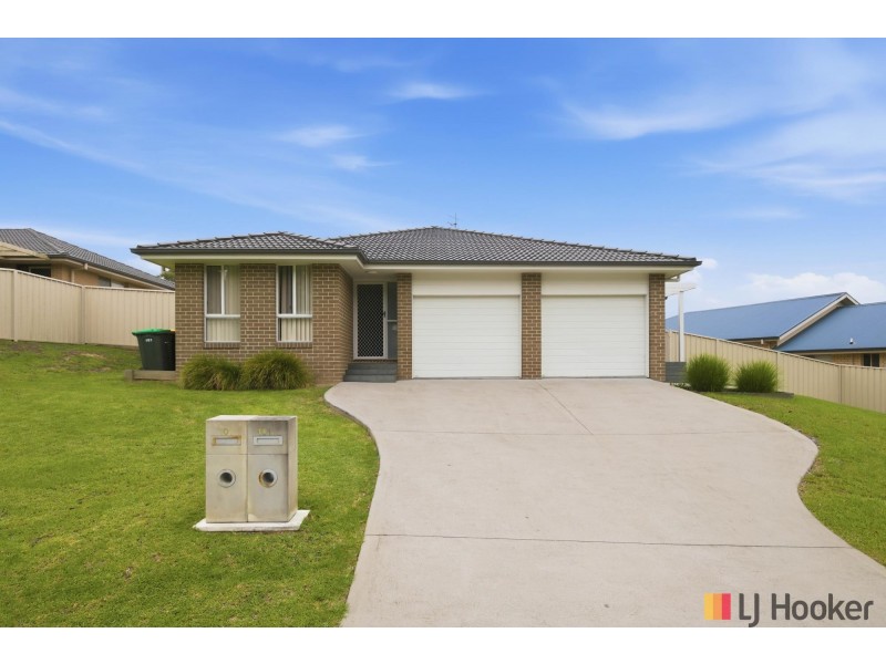 101 & 101A Edward Road, Batehaven NSW 2536