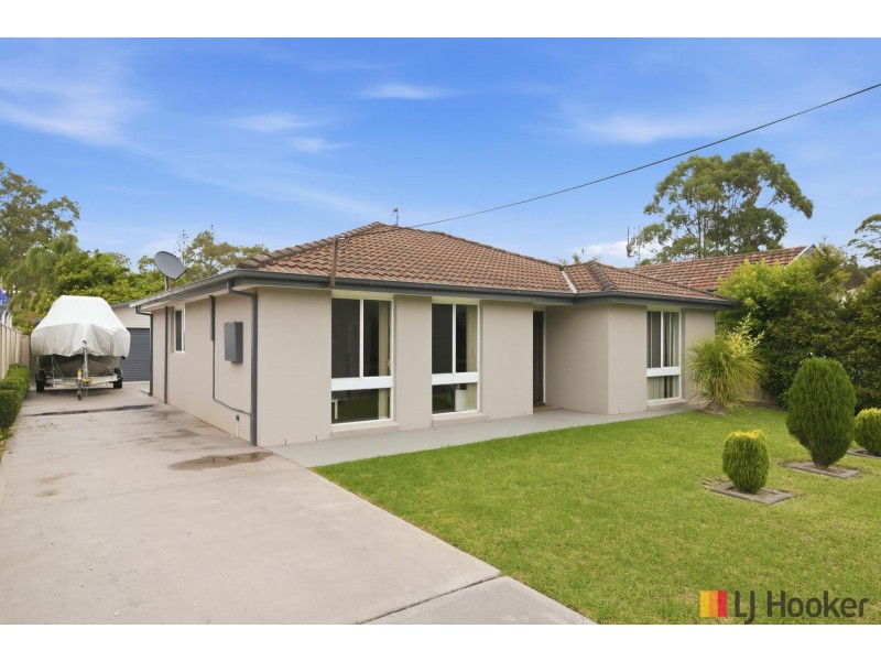 10 Clare Crescent, Batehaven NSW 2536