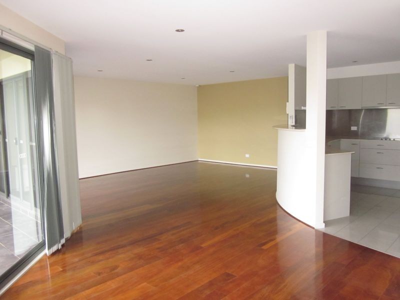 14/5 Crag Road “Sirocco”, Batehaven NSW 2536