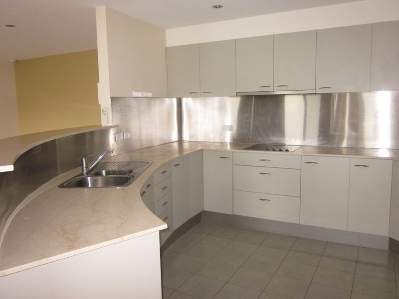 14/5 Crag Road “Sirocco”, Batehaven NSW 2536