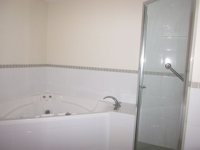 14/5 Crag Road “Sirocco”, Batehaven NSW 2536