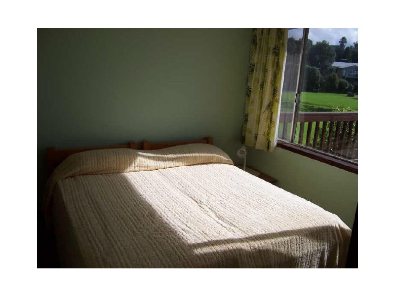 68 Yugura Street, Malua Bay NSW 2536