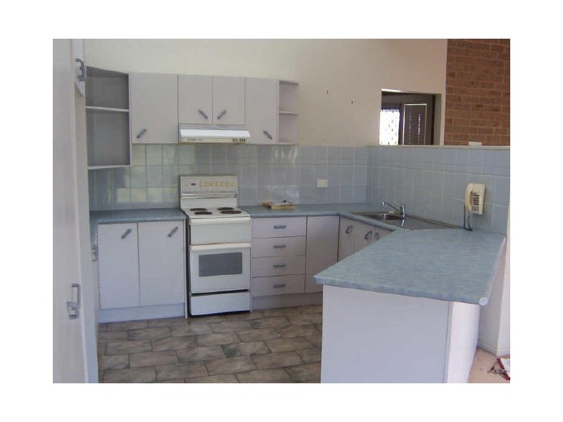 87 Berrima Parade, Surfside NSW 2536