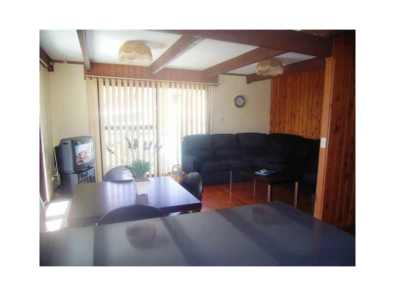 27 Ocean Avenue, Surf Beach NSW 2536
