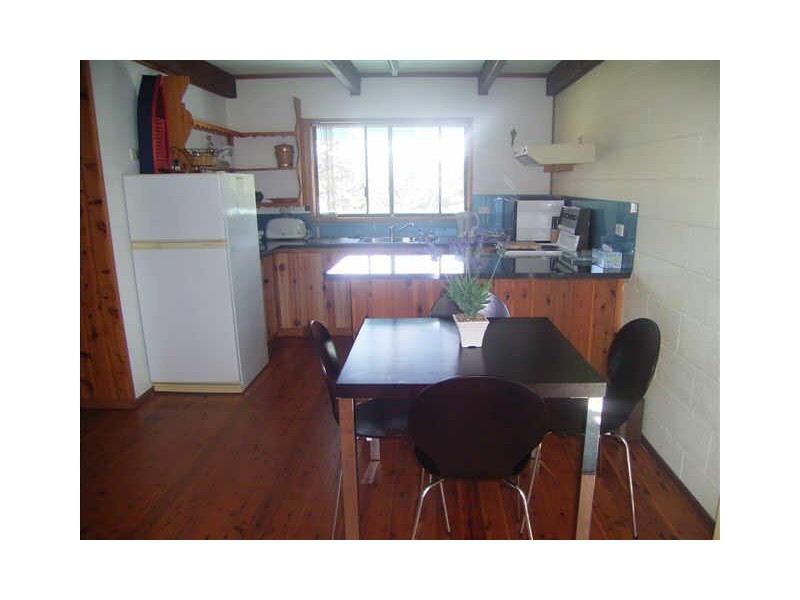 27 Ocean Avenue, Surf Beach NSW 2536