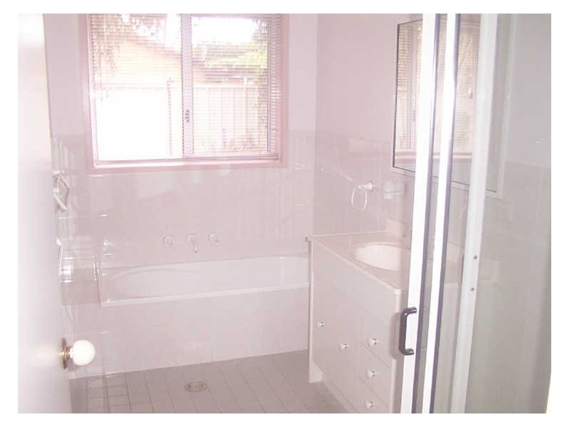 2/19 Zanthus Drive, Broulee NSW 2537