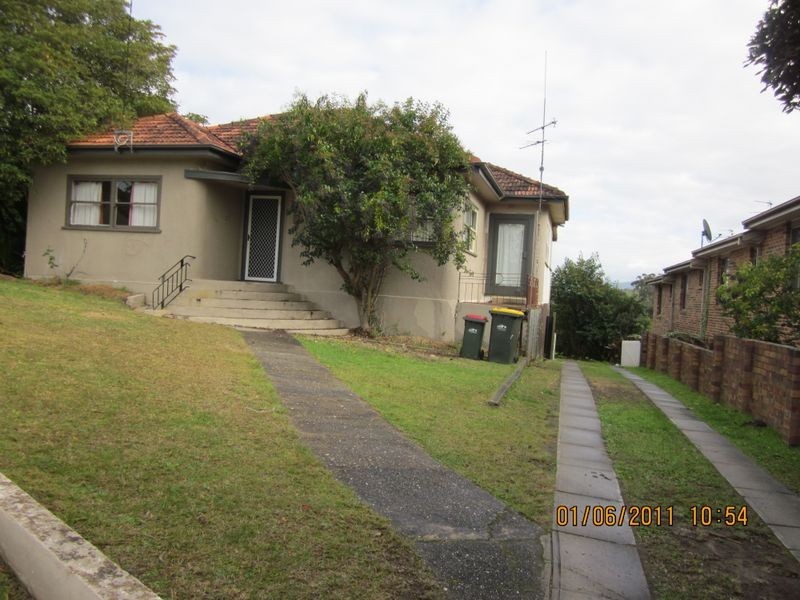 4 Bent Street, Batemans Bay NSW 2536