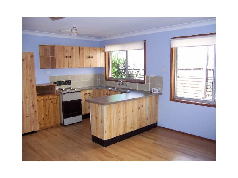 21 TASMAN STREET, Surf Beach NSW 2536