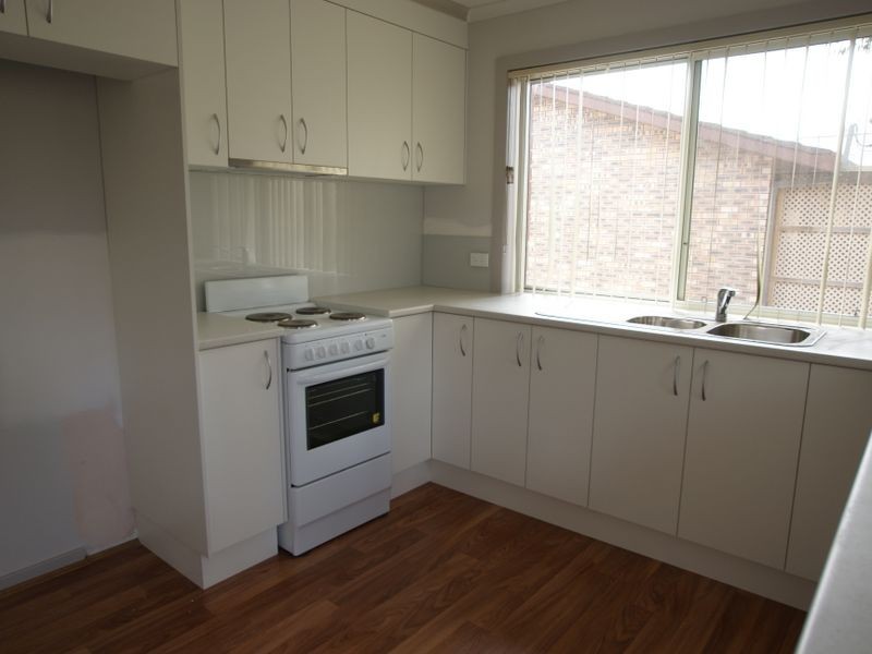 35 Ocean Ave, Surf Beach NSW 2536