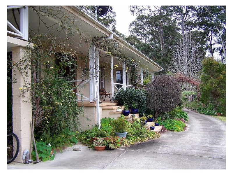 8 Nicholas Grove, Rosedale NSW 2536