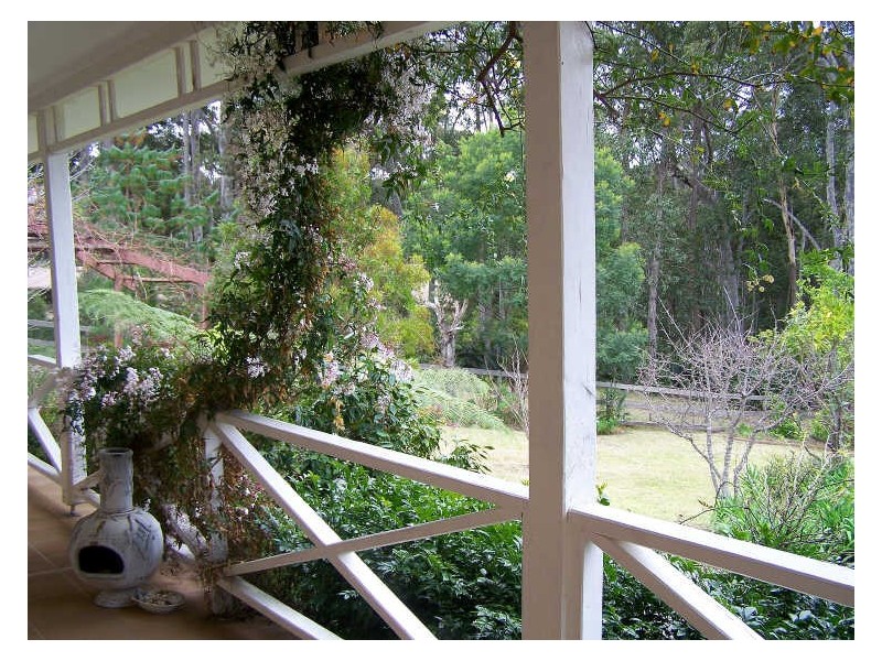 8 Nicholas Grove, Rosedale NSW 2536