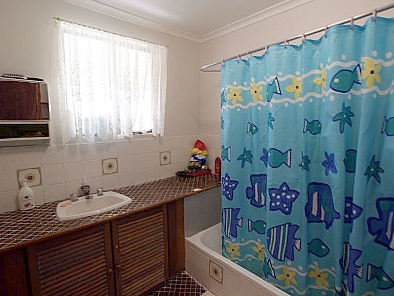 1 Foam Street, Surfside NSW 2536