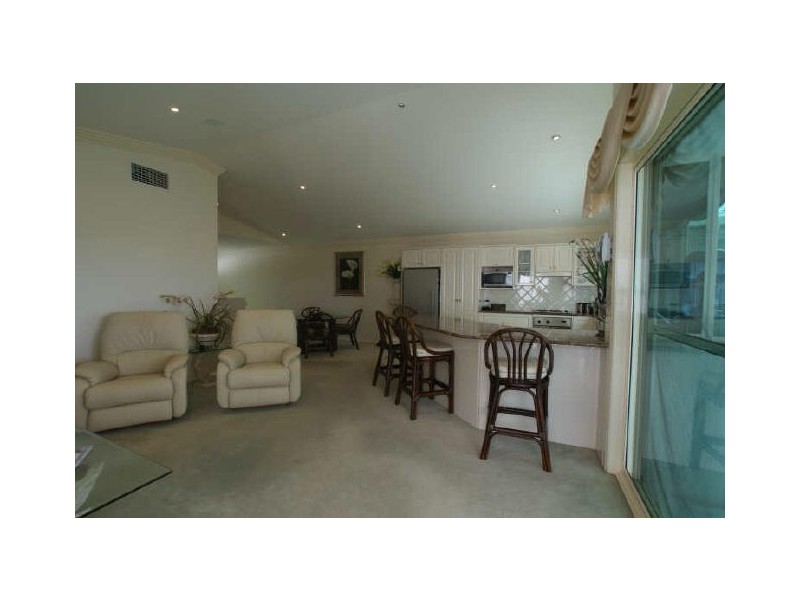2/30 Sanctuary Place, Catalina NSW 2536