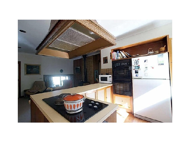 56 Cook Avenue, Surf Beach NSW 2536