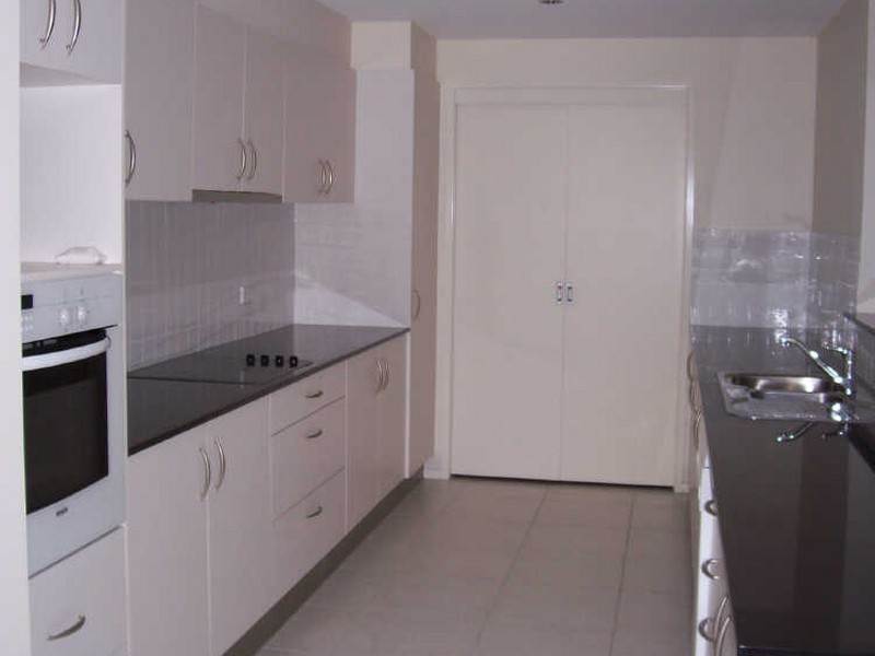 5/5 CRAG ROAD, Batehaven NSW 2536