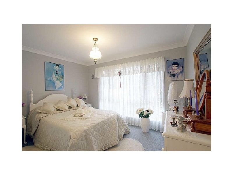 61 Karoola Crescent, Surfside NSW 2536