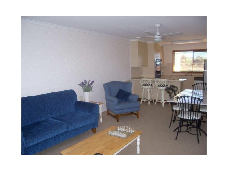 8/12 Pacific Street, Batemans Bay NSW 2536