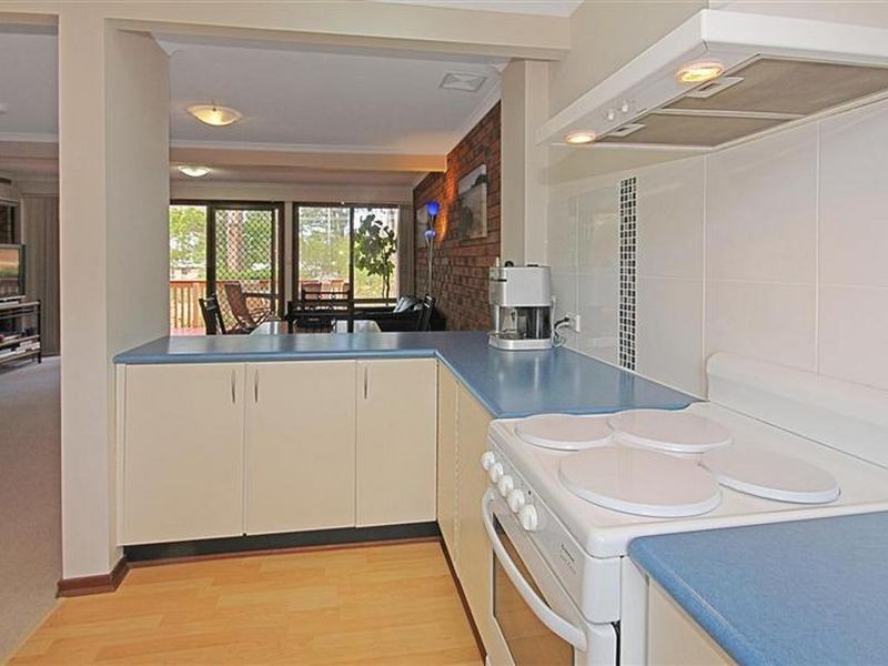 5/700 Beach Road, Surf Beach NSW 2536