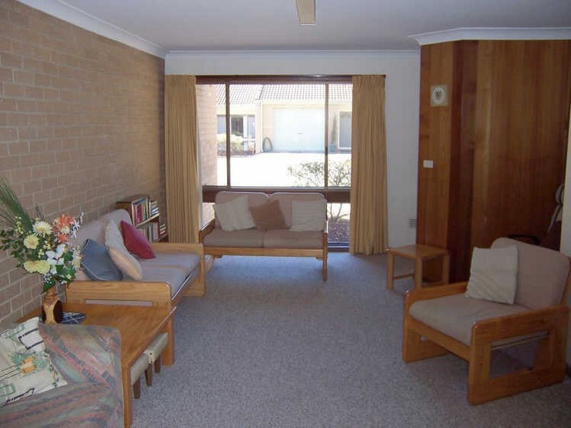 10 Waroo Crescent, Malua Bay NSW 2536
