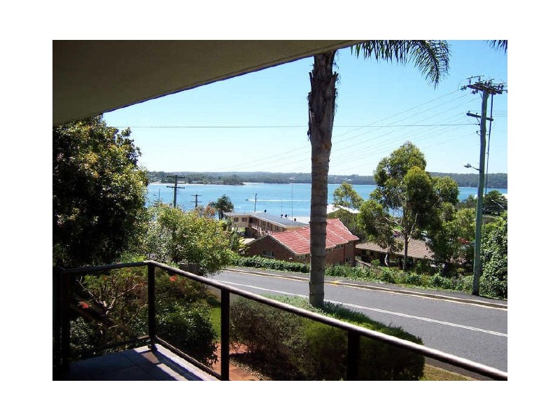 1/4 Pacific Street, Batemans Bay NSW 2536