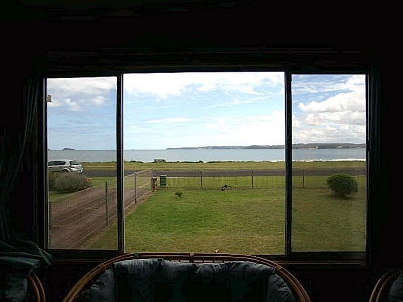 10 Bay Road, Long Beach NSW 2536