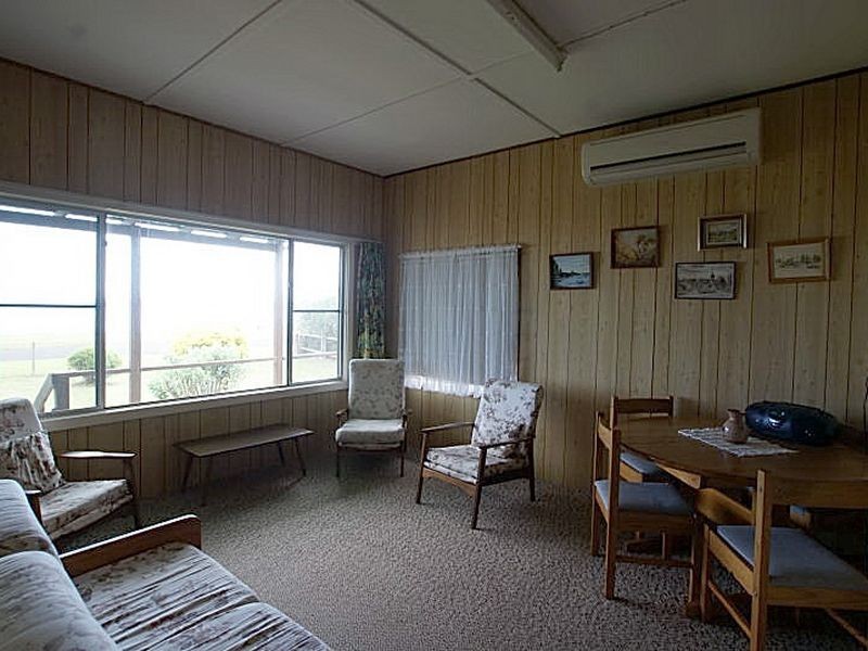 10 Bay Road, Long Beach NSW 2536