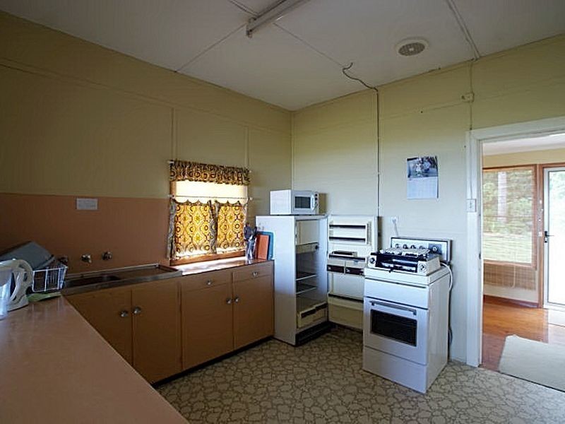 10 Bay Road, Long Beach NSW 2536