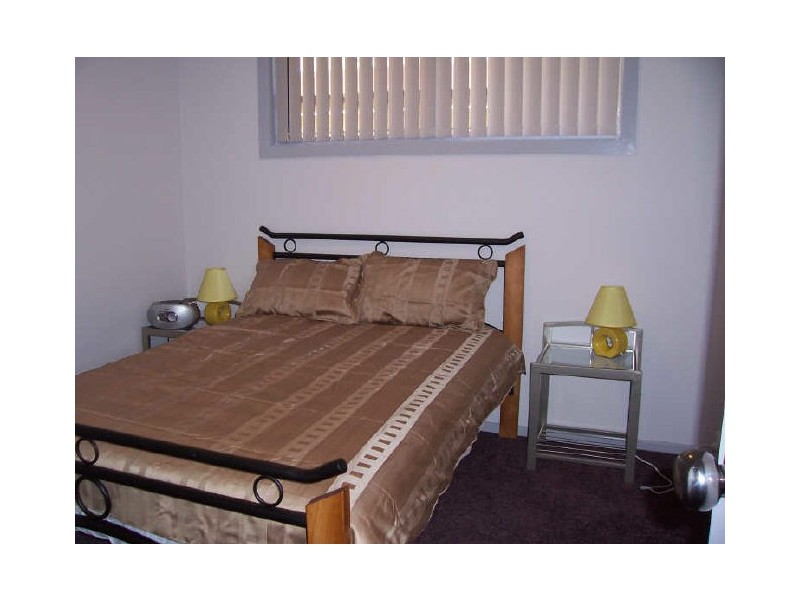 2/13 EDWARD ROAD, Batehaven NSW 2536