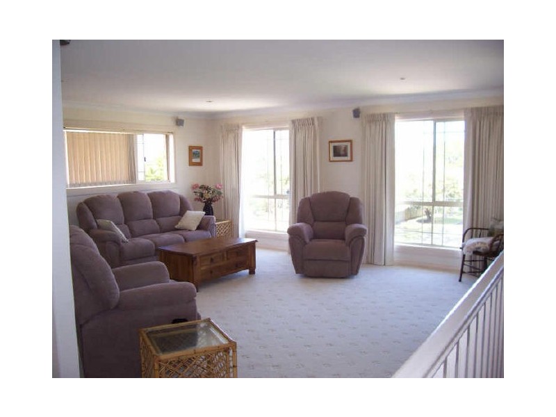 112 Sunpatch Pde, Tomakin NSW 2537