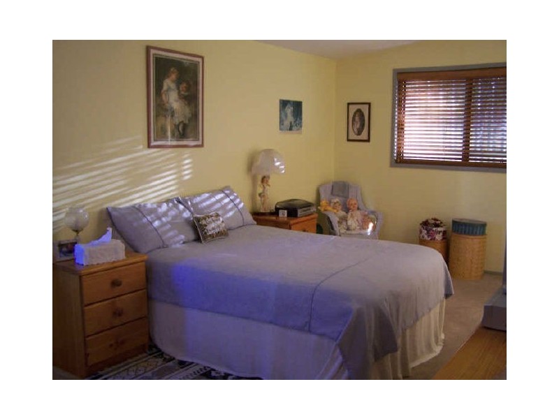 89 Berrima Parade, Surfside NSW 2536