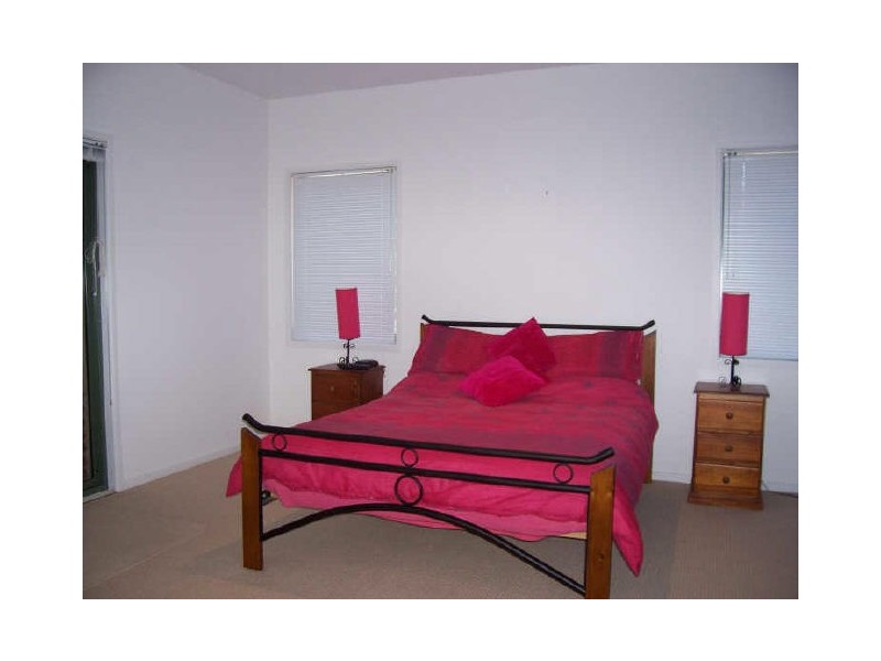 5A Karana Close, Long Beach NSW 2536