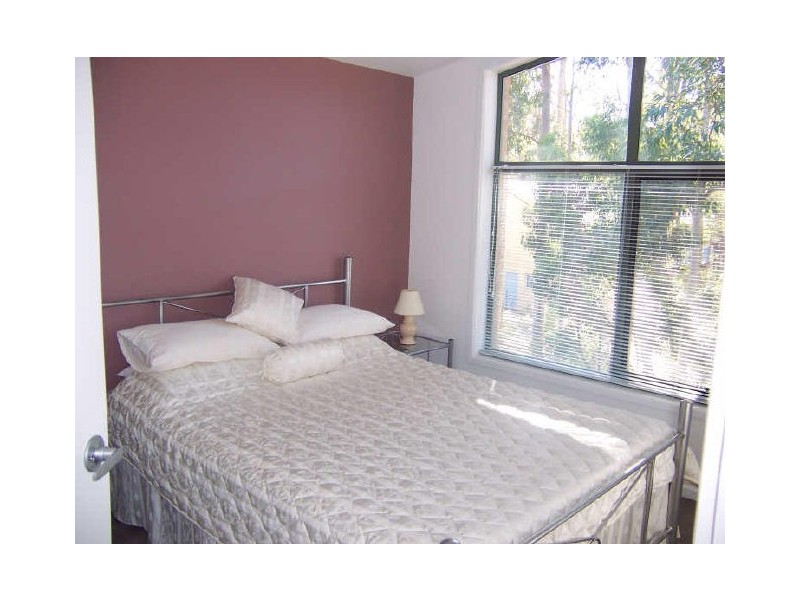 5A Karana Close, Long Beach NSW 2536