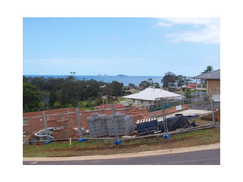 1/3 Henry Place, Long Beach NSW 2536